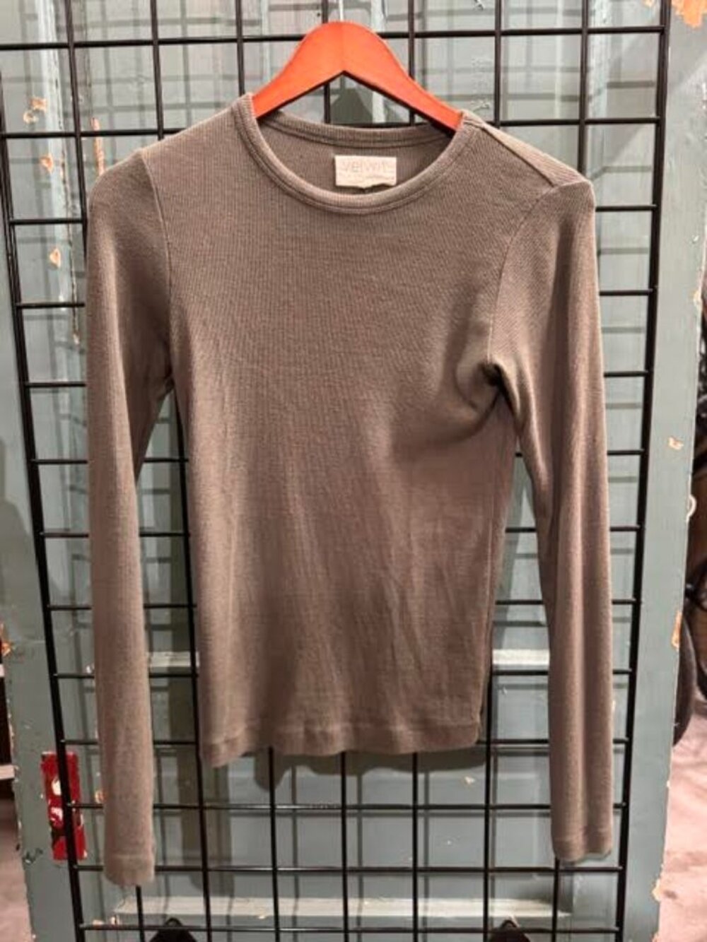 Womens Fitted Long Sleeve by Velvet